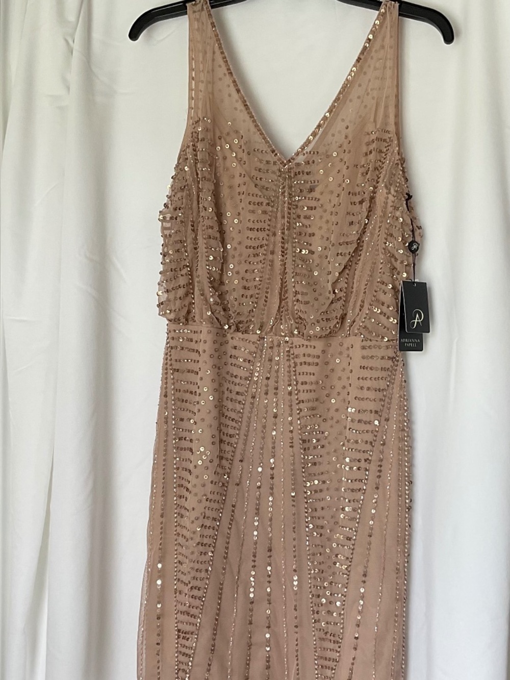 Adrianna Papell Size 6 Never Worn Fawn Color Beaded Cocktail Dress